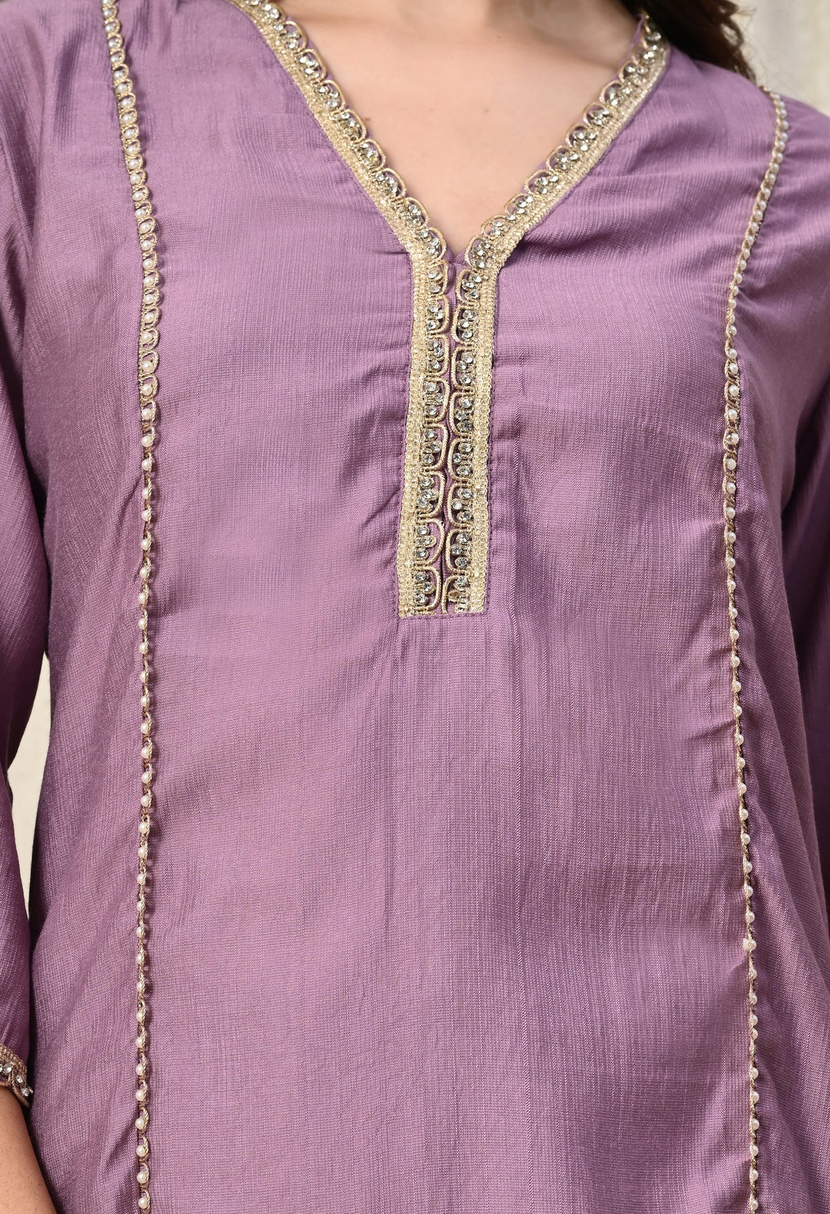 Myshka Lavender Silk Blend Straight Round Neck Three-Quarter Sleeves Kurta Trousers Set | Grocsy