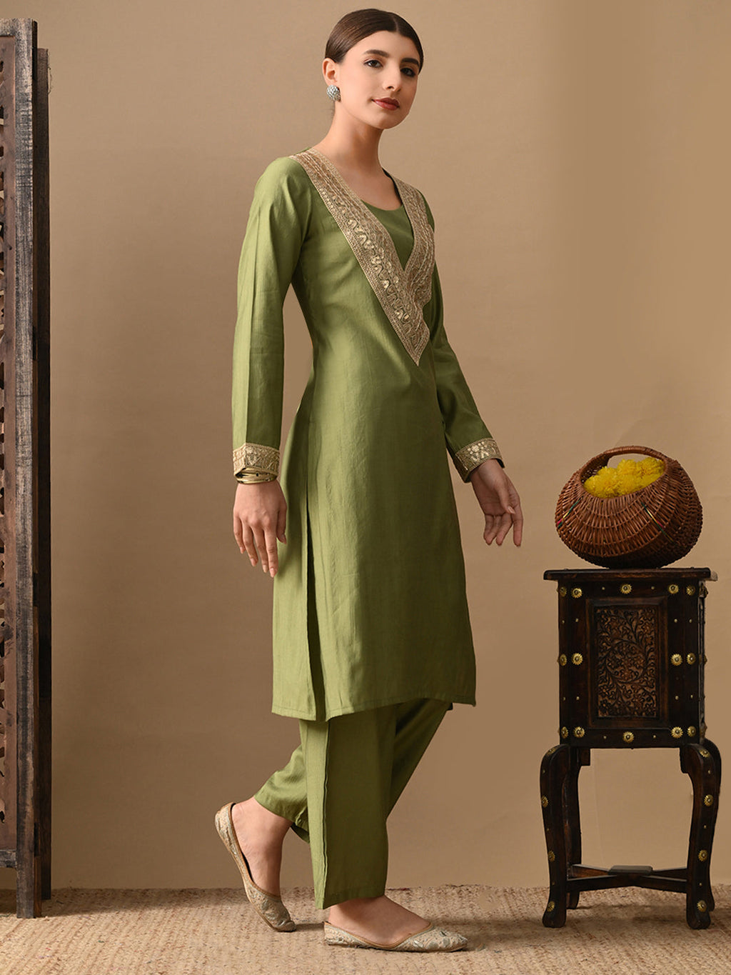 Myshka Green Silk Blend Straight Round Neck Long Sleeves Kurta Trousers With Dupatta | Grocsy
