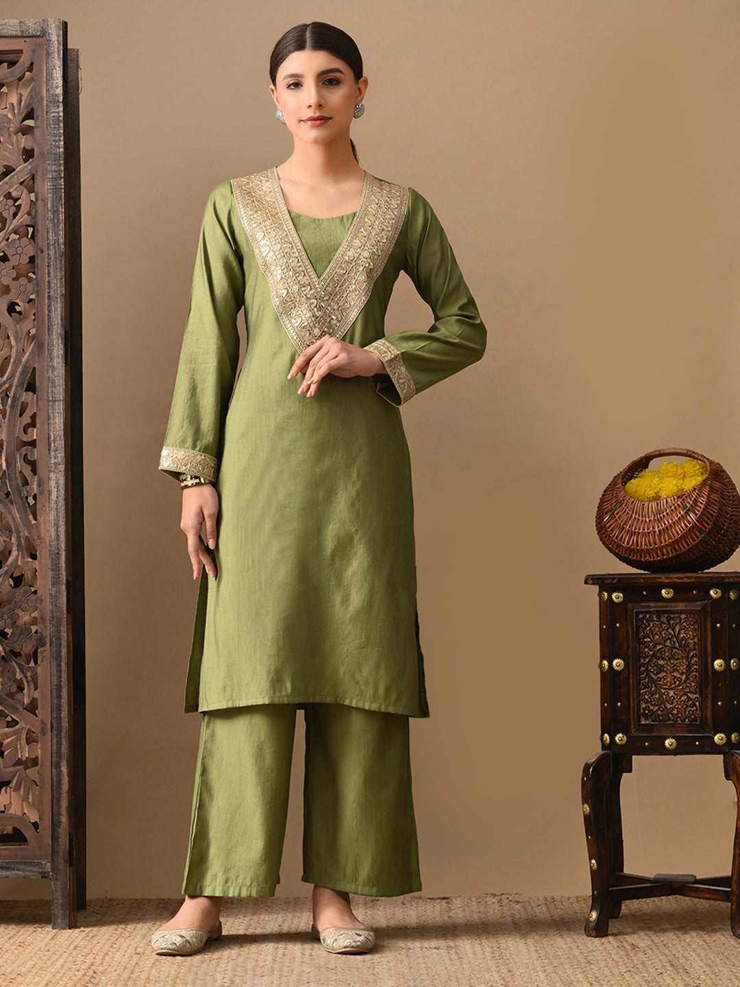 Myshka Green Silk Blend Straight Round Neck Long Sleeves Kurta Trousers With Dupatta | Grocsy