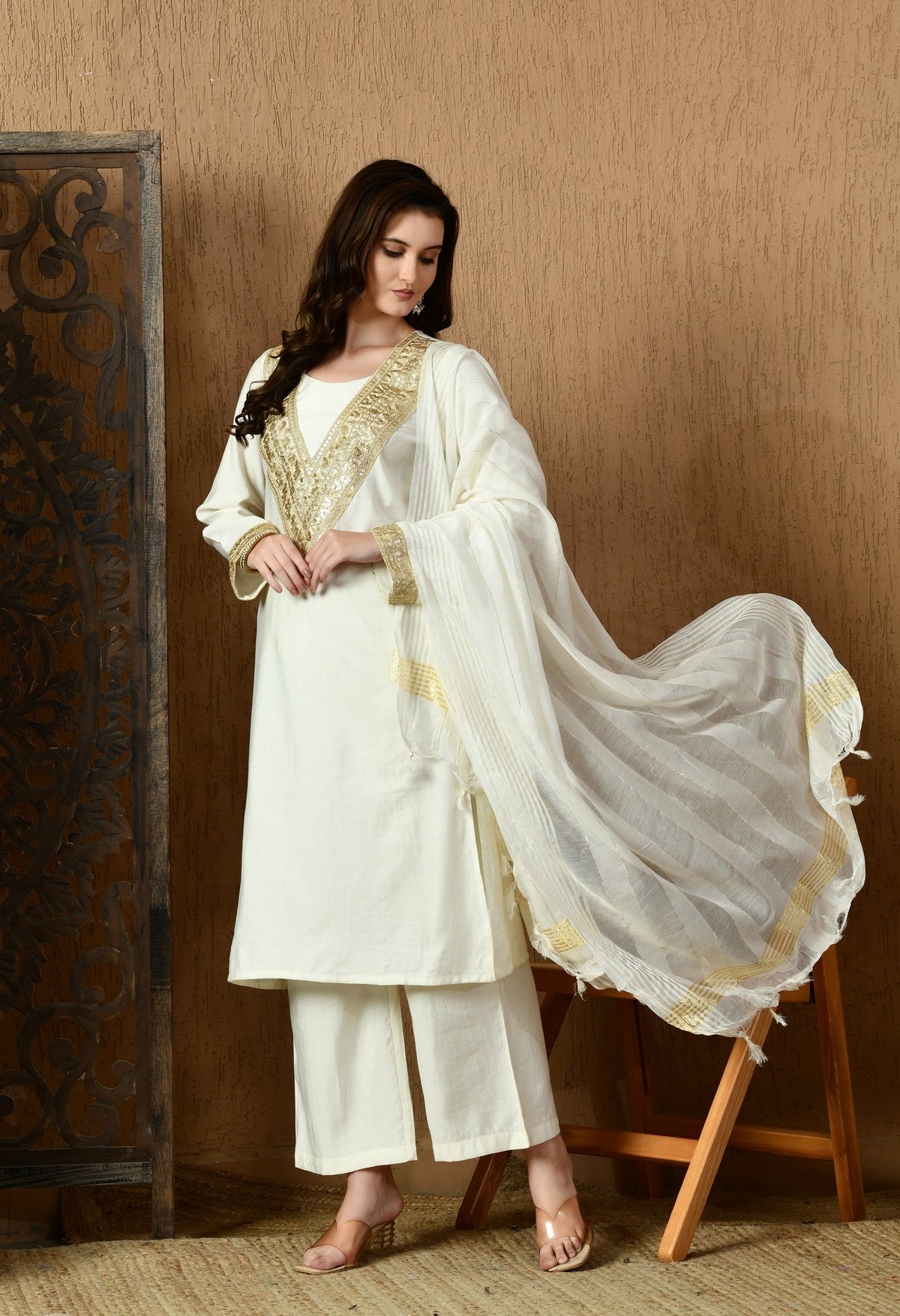 Myshka White Silk Blend Straight Round Neck Long Sleeves Kurta Trousers With Dupatta | Grocsy
