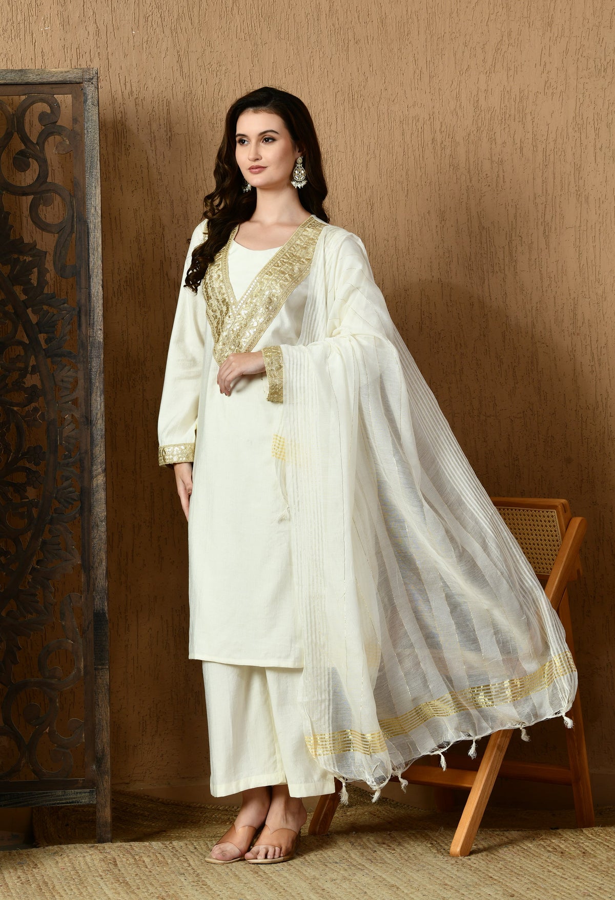 Myshka White Silk Blend Straight Round Neck Long Sleeves Kurta Trousers With Dupatta | Grocsy
