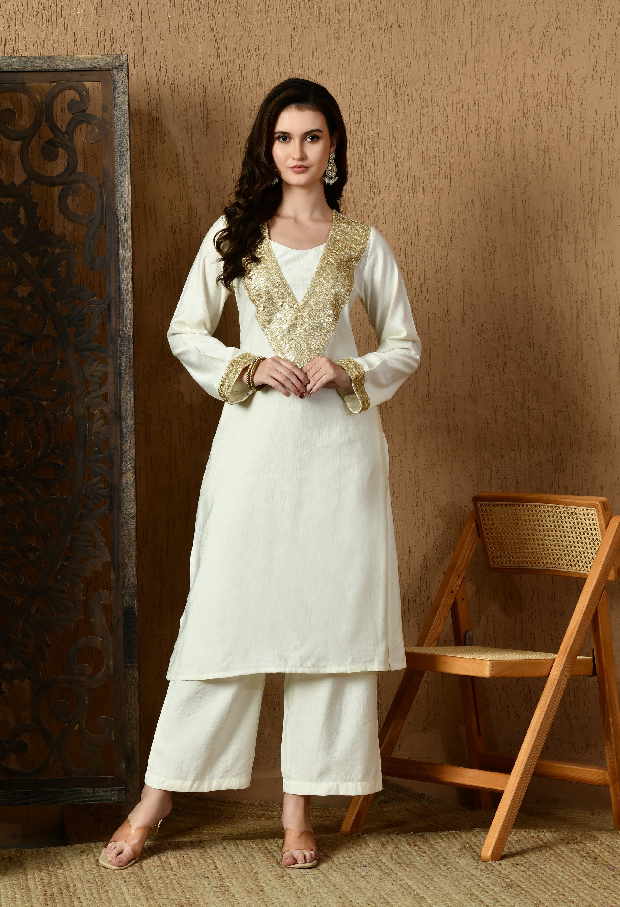 Myshka White Silk Blend Straight Round Neck Long Sleeves Kurta Trousers With Dupatta | Grocsy