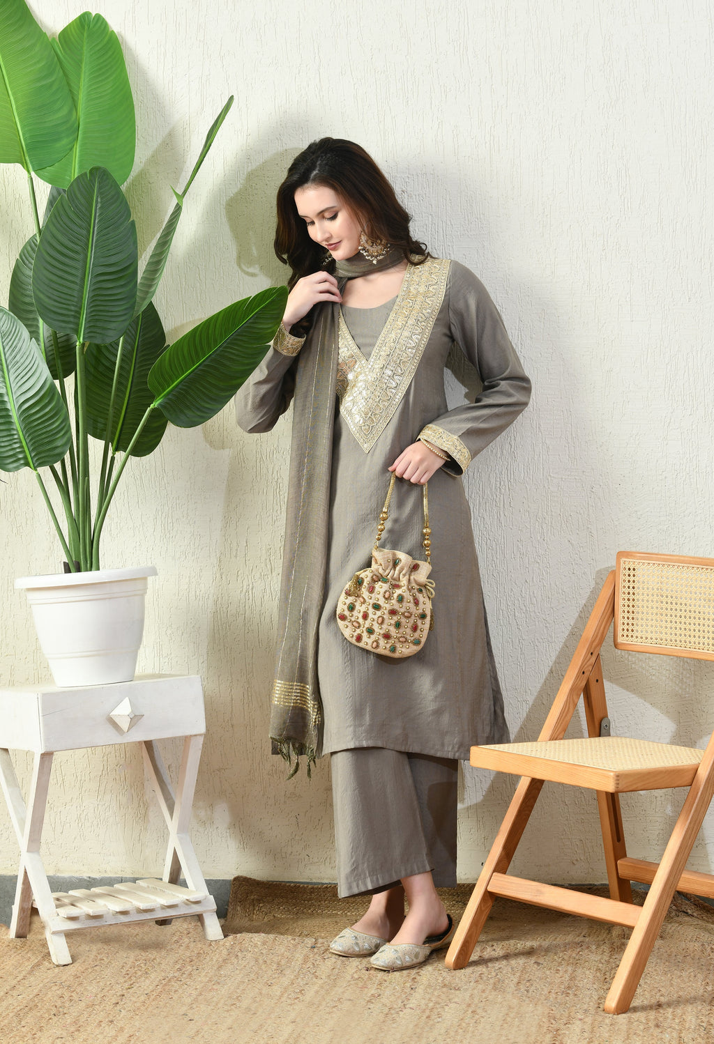 Myshka Gray Silk Blend Straight Round Neck Long Sleeves Kurta Trousers With Dupatta | Grocsy