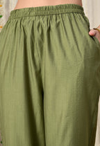 Myshka Green Silk Blend Straight Round Neck Three-Quarter Sleeves Kurta Trousers Set | Grocsy
