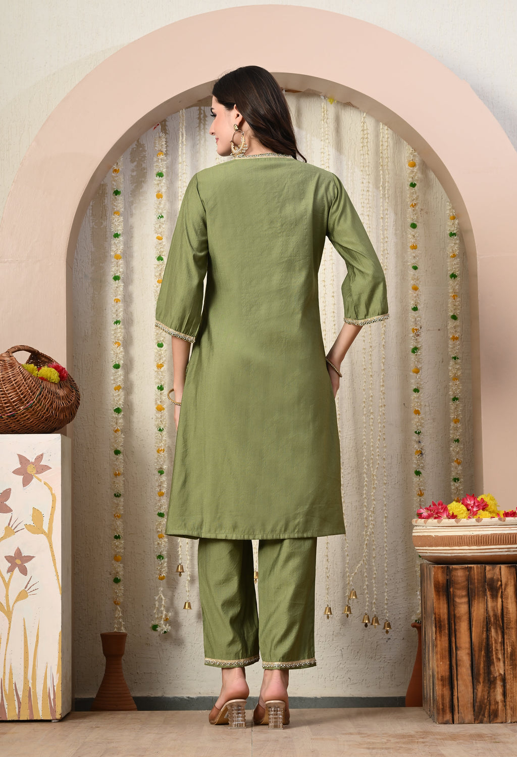 Myshka Green Silk Blend Straight Round Neck Three-Quarter Sleeves Kurta Trousers Set | Grocsy