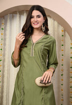 Myshka Green Silk Blend Straight Round Neck Three-Quarter Sleeves Kurta Trousers Set | Grocsy