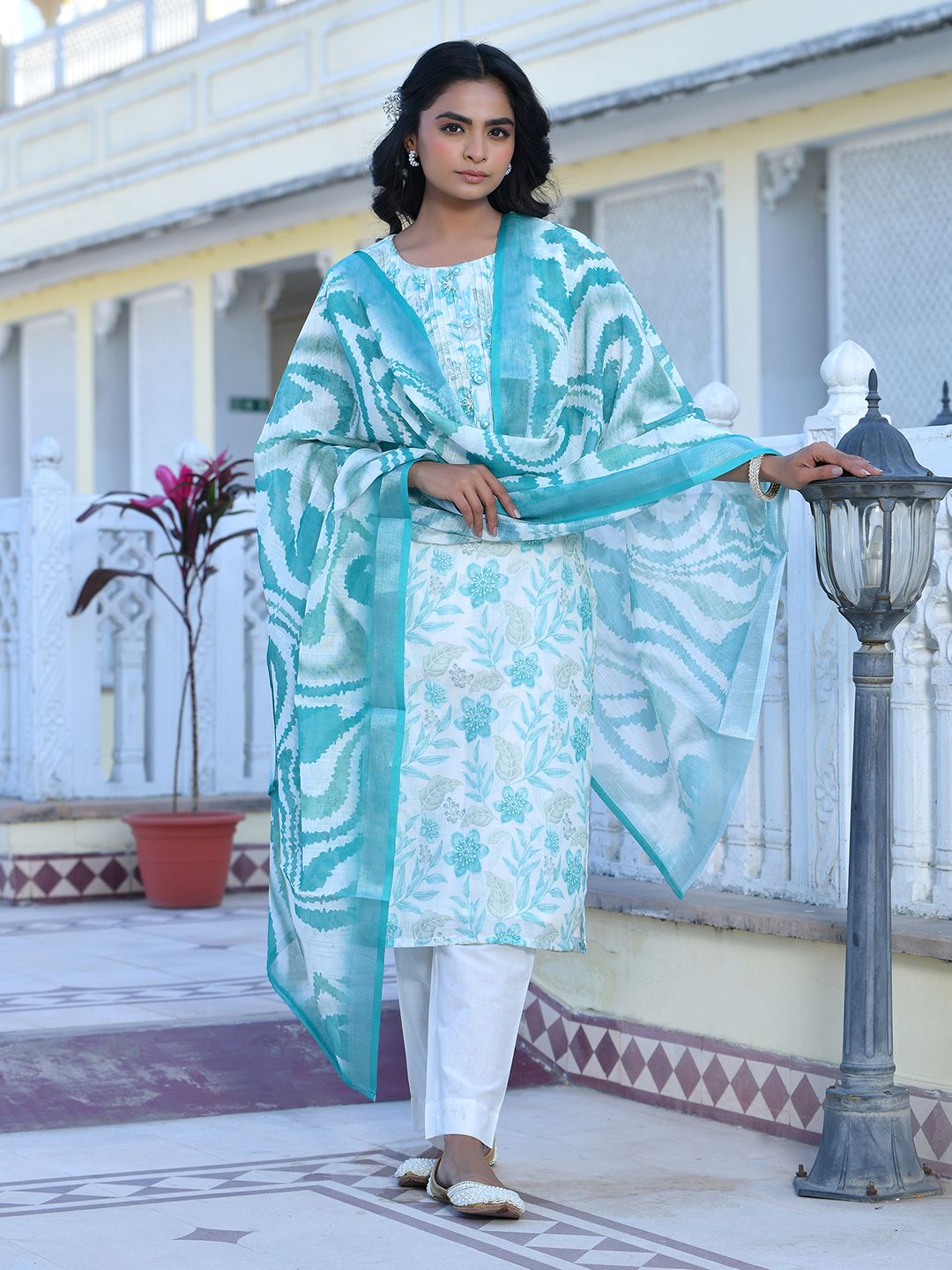 Vaasva Women's Cream Turquoise Linen Digital Printed Suit Set | Grocsy
