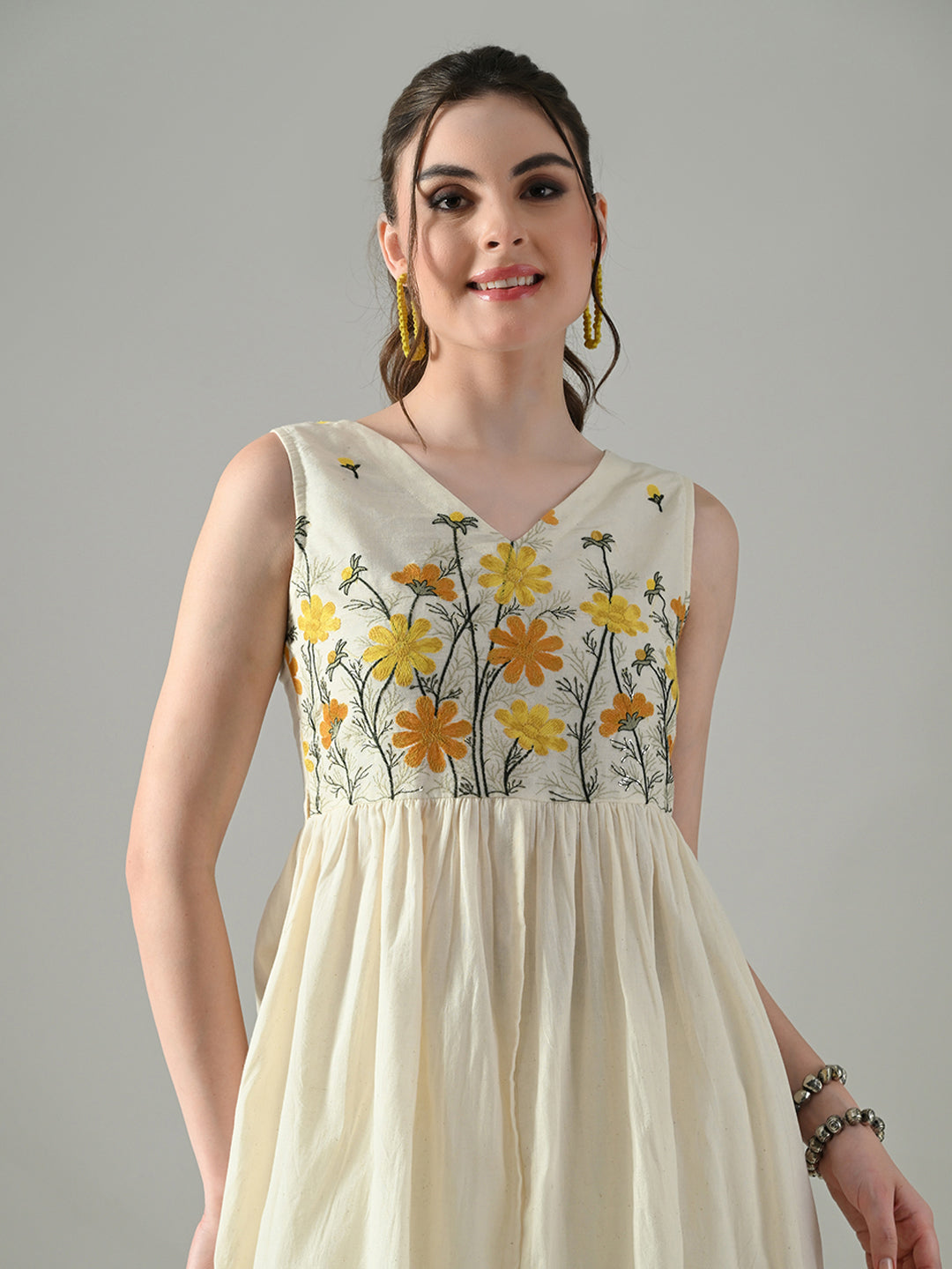 Myshka Women Off White Embroidered Long Kurta With Front Slit Trouser | Grocsy
