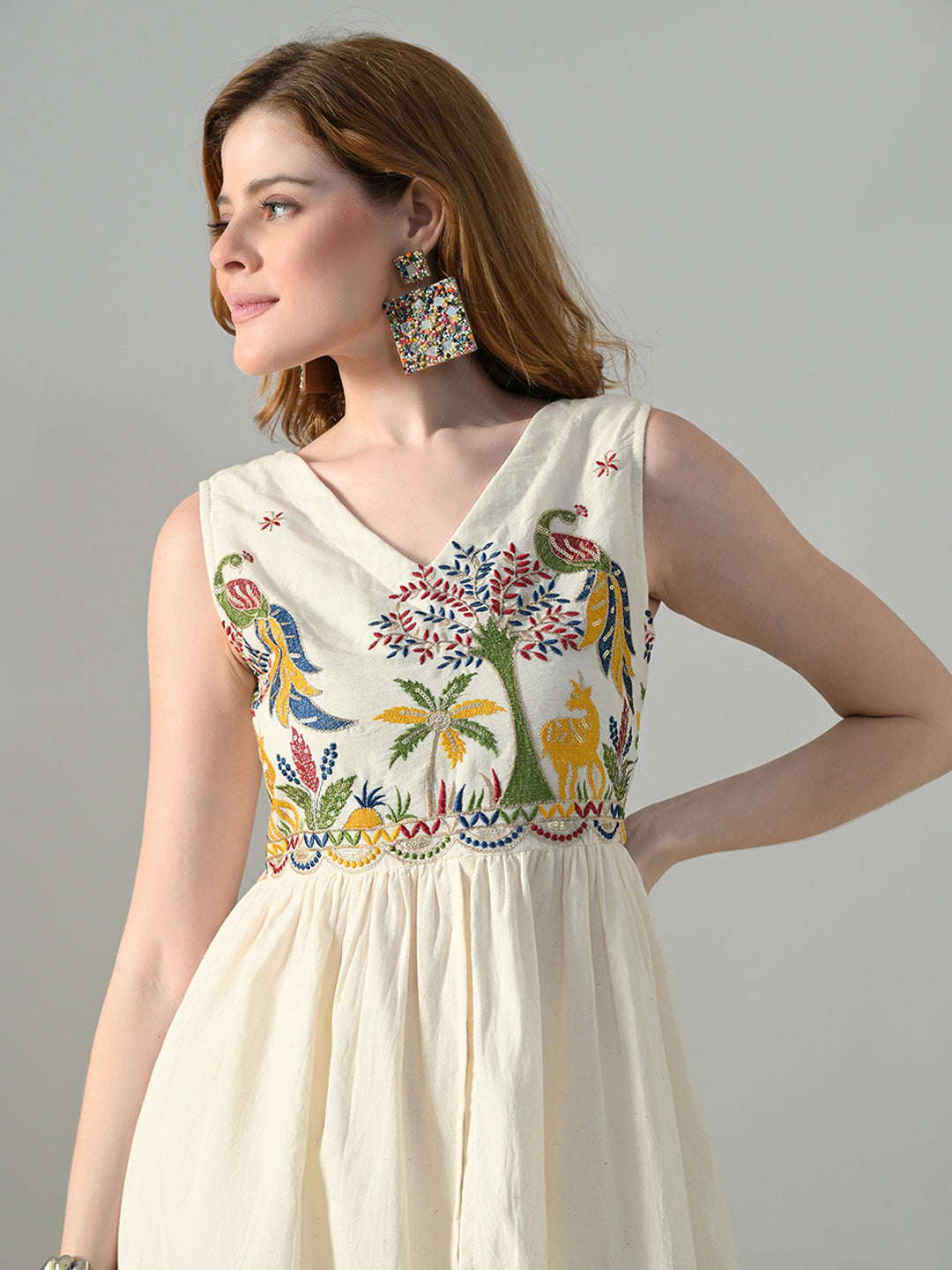 Myshka Women Off White Embroidered Long Kurta With Front Slit Trouser | Grocsy