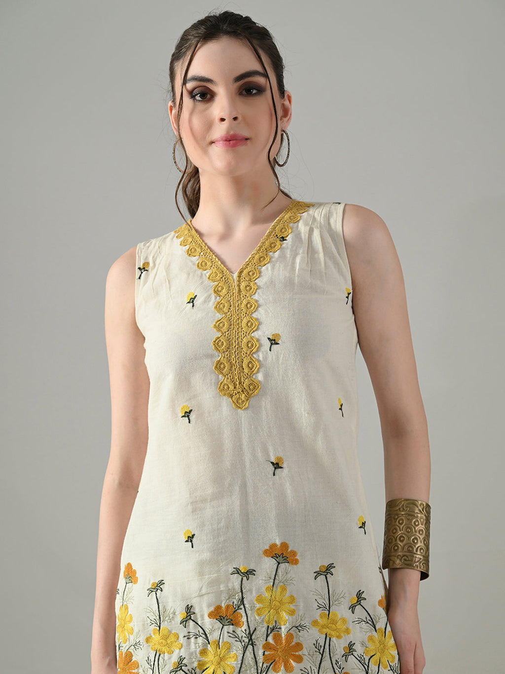 Myshka Women Off White Embroidered Short Kurta With Farsi Salwar | Grocsy