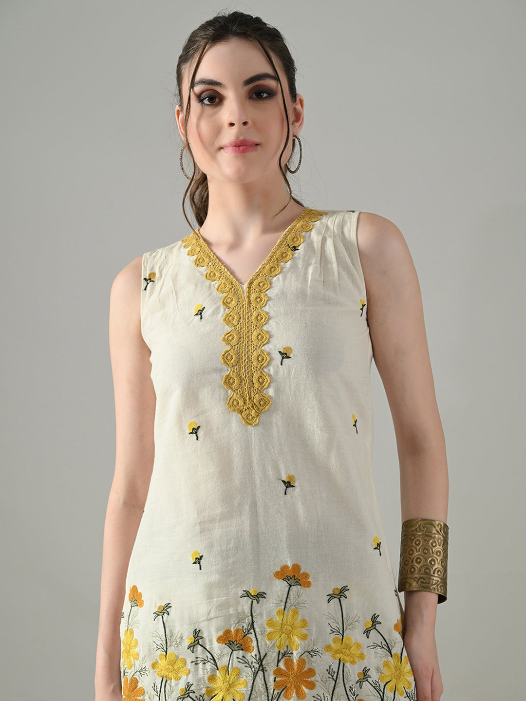 Myshka Women Off White Embroidered Short Kurta With Farsi Salwar | Grocsy