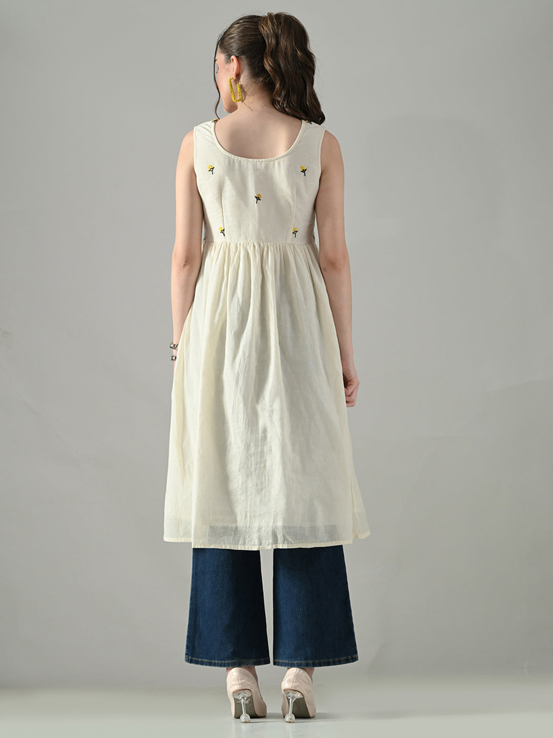 Myshka Women Off White Multicolor Thread Embroidered Sleeveless Long Kurta | Grocsy