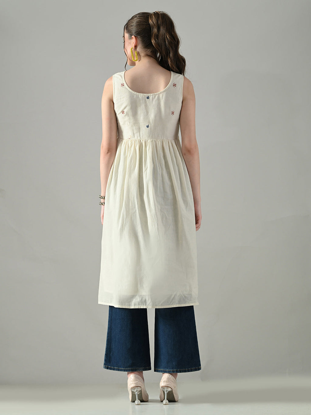 Myshka Women Off White Multicolor Thread Embroidered Sleeveless Long Kurta | Grocsy