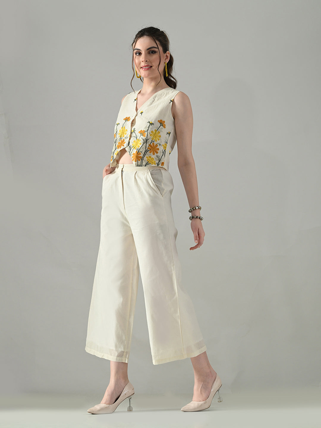 Myshka Women Off White Multicolor Thread Embroidered Co-Ord Set | Grocsy