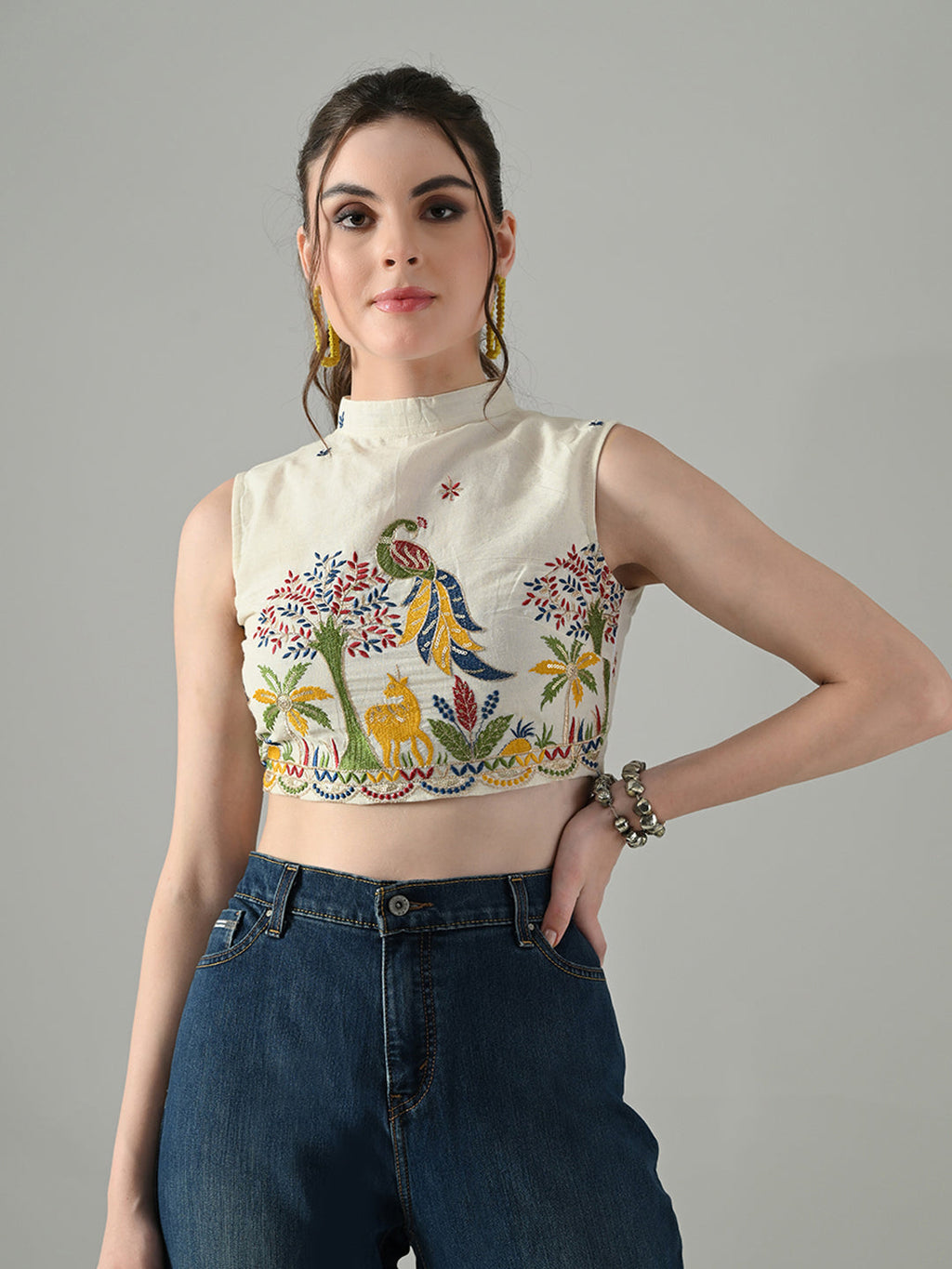 Myshka Women Off White Multicolor Thread Embroidered Saree Blouse | Grocsy