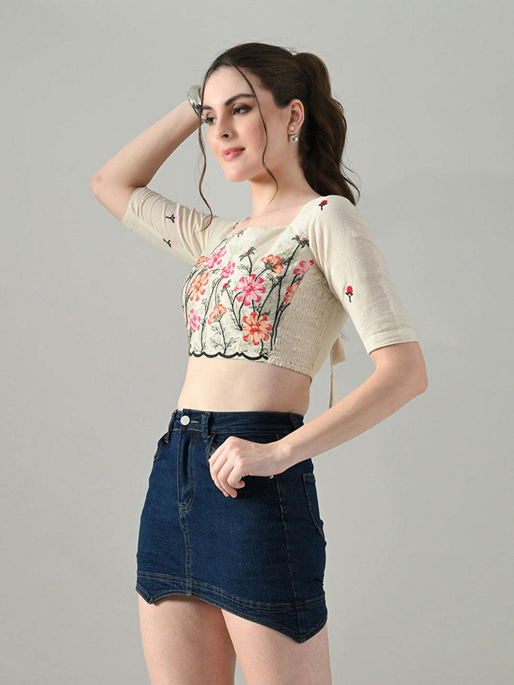 Myshka Women Off White Multicolor Thread Embroidered Saree Blouse | Grocsy