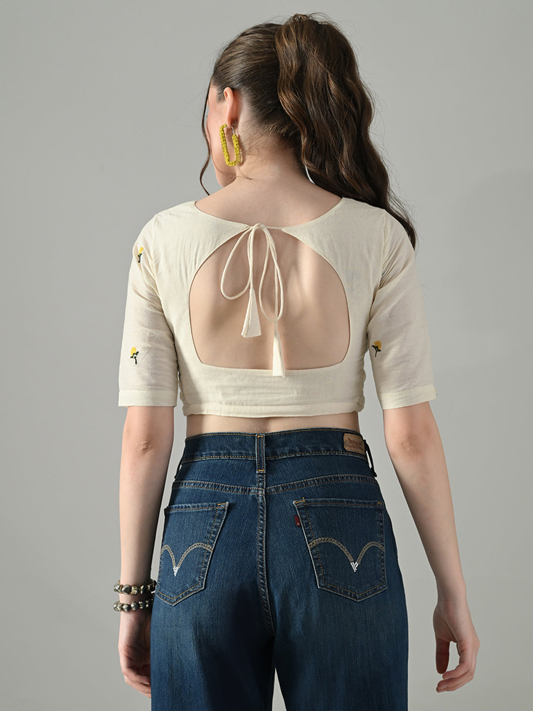Myshka Women Off White Multicolor Thread Embroidered Saree Blouse | Grocsy