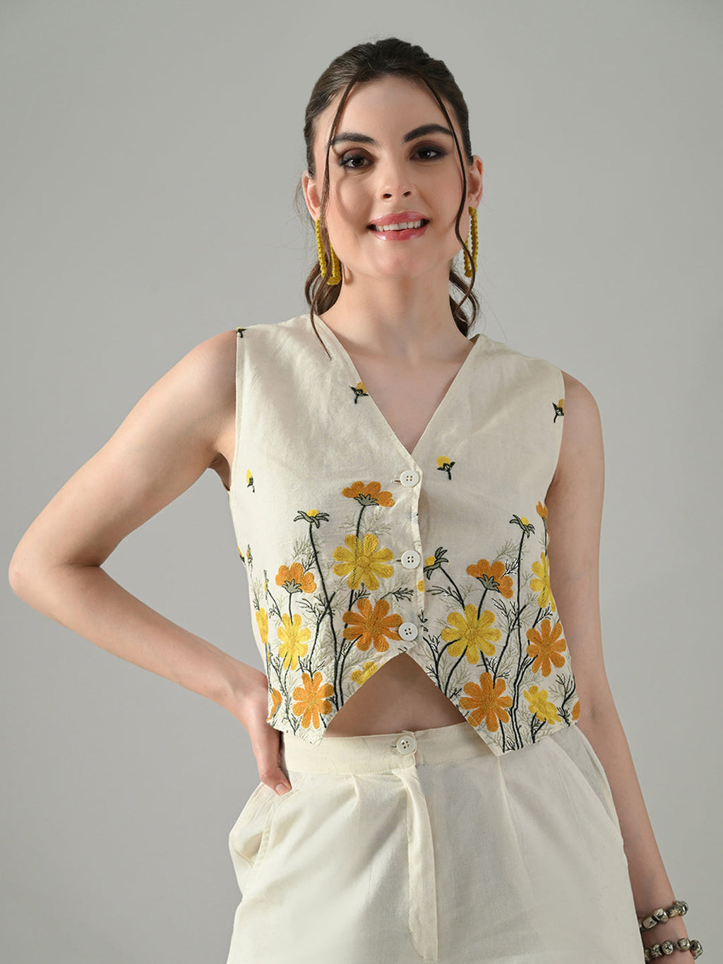 Myshka Women Off White Multicolor Thread Embroidered Waistcoat | Grocsy