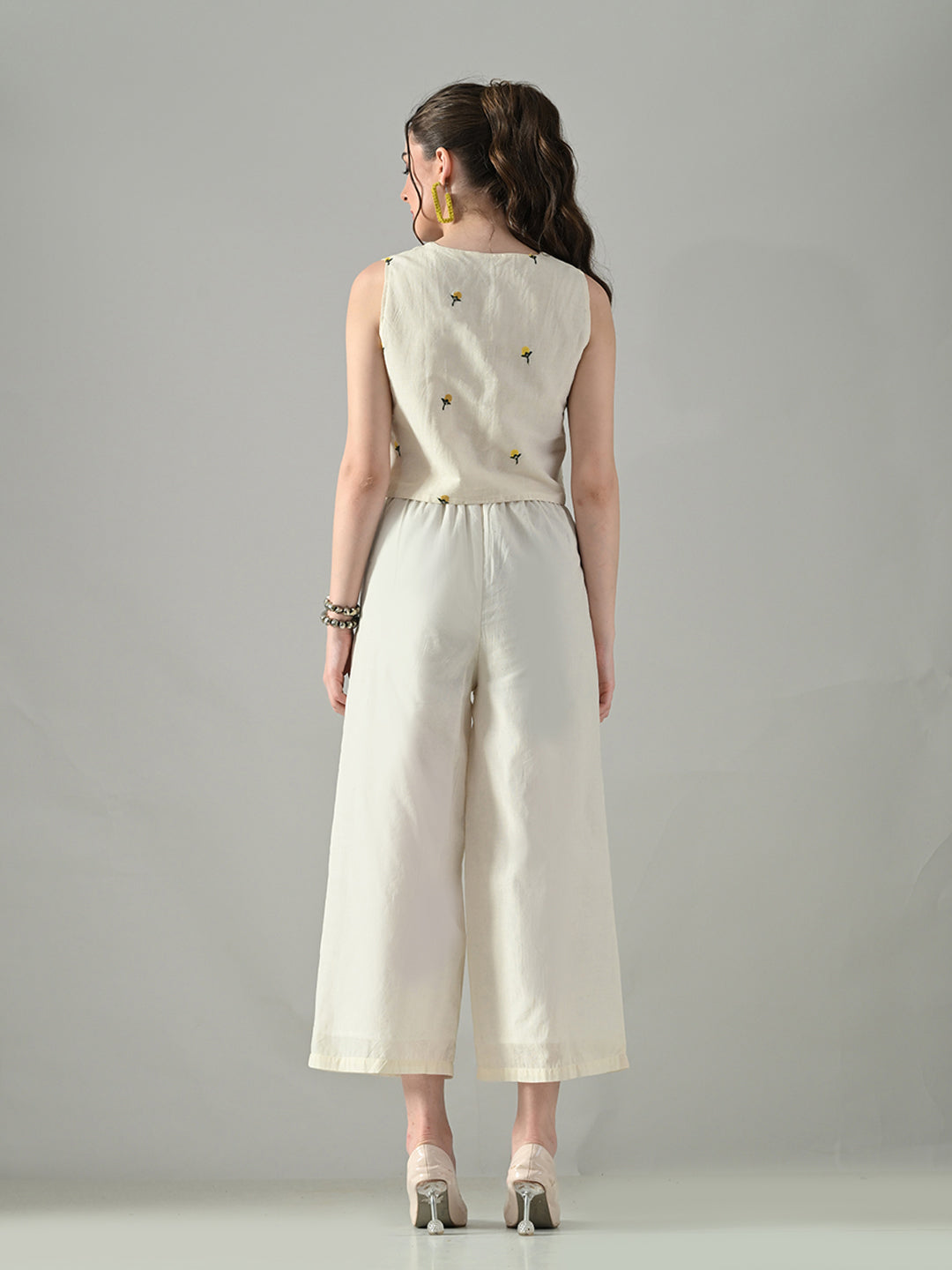 Myshka Women Off White Multicolor Thread Embroidered Waistcoat | Grocsy