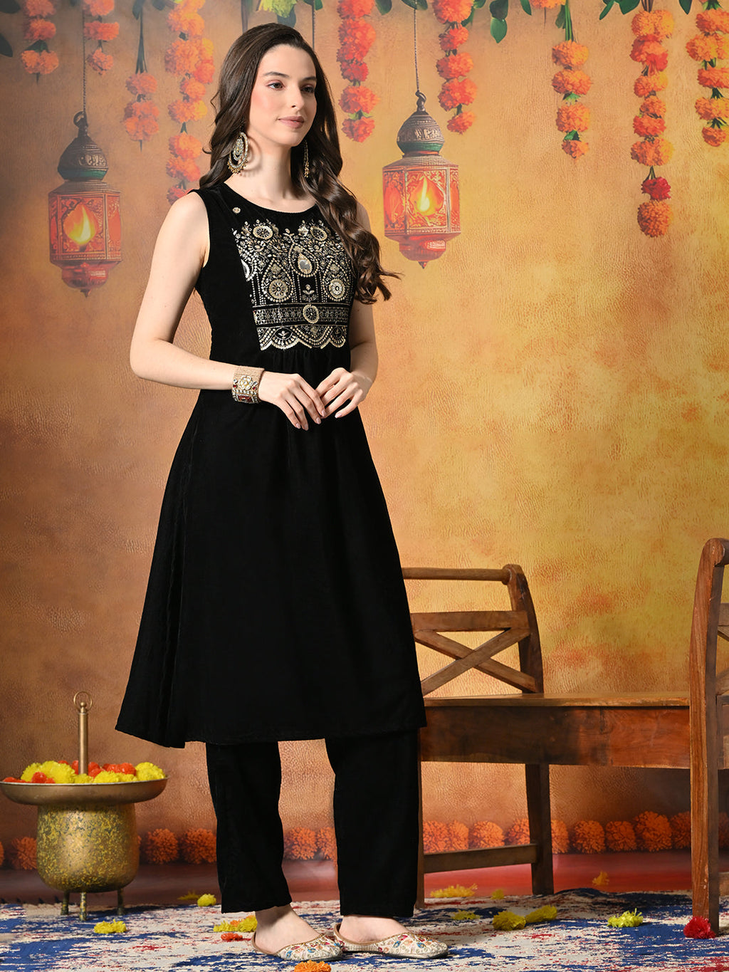 Myshka Women Black Velvet Embroidered Yoke Sleeveless Kurta Set | Grocsy