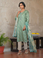 Vaasva Women's Dark Green Green Silk Digital Printed Suit Set | Grocsy