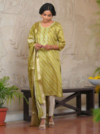 Vaasva Women's Parrot Green Silk Digital Printed Suit Set | Grocsy