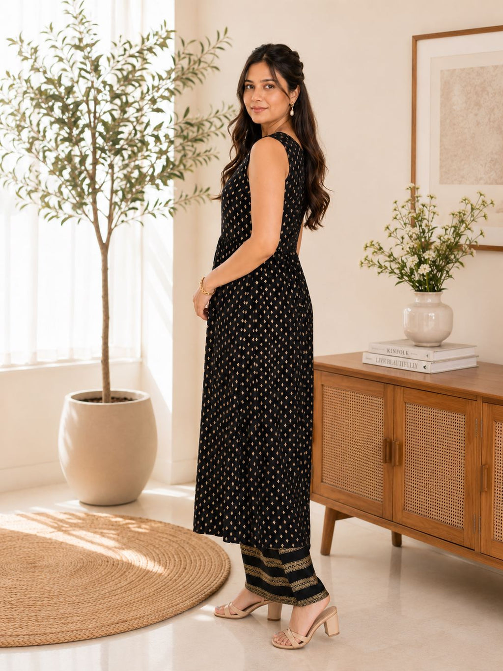 Myshka Women Red Ikkat Print Sleeveless Kurta with Solid Palazzo Set | Grocsy
