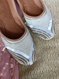 Desi Colour Women Indian Ethnic Footwear-Off White V Pearl | Grocsy