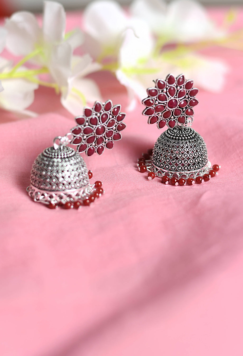 Mominos Fashion Johar Kamal Kundan Work Jhumka With Maroon Beads