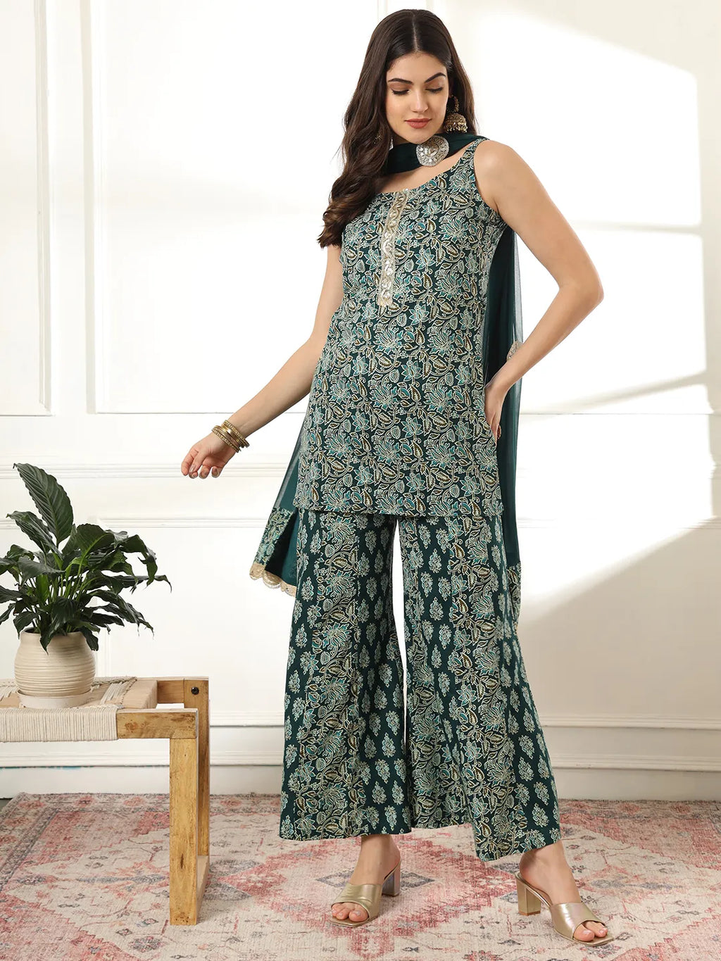 Yufta Cotton Green Kurta Palazzo Set | Grocsy