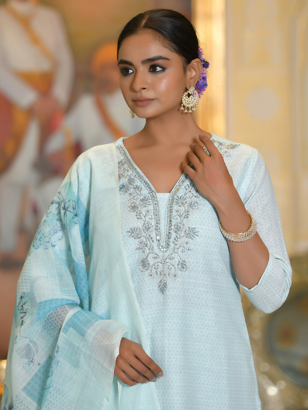 Vaasva Women's Blue Linen Suit Set With Printed Dupatta | Grocsy