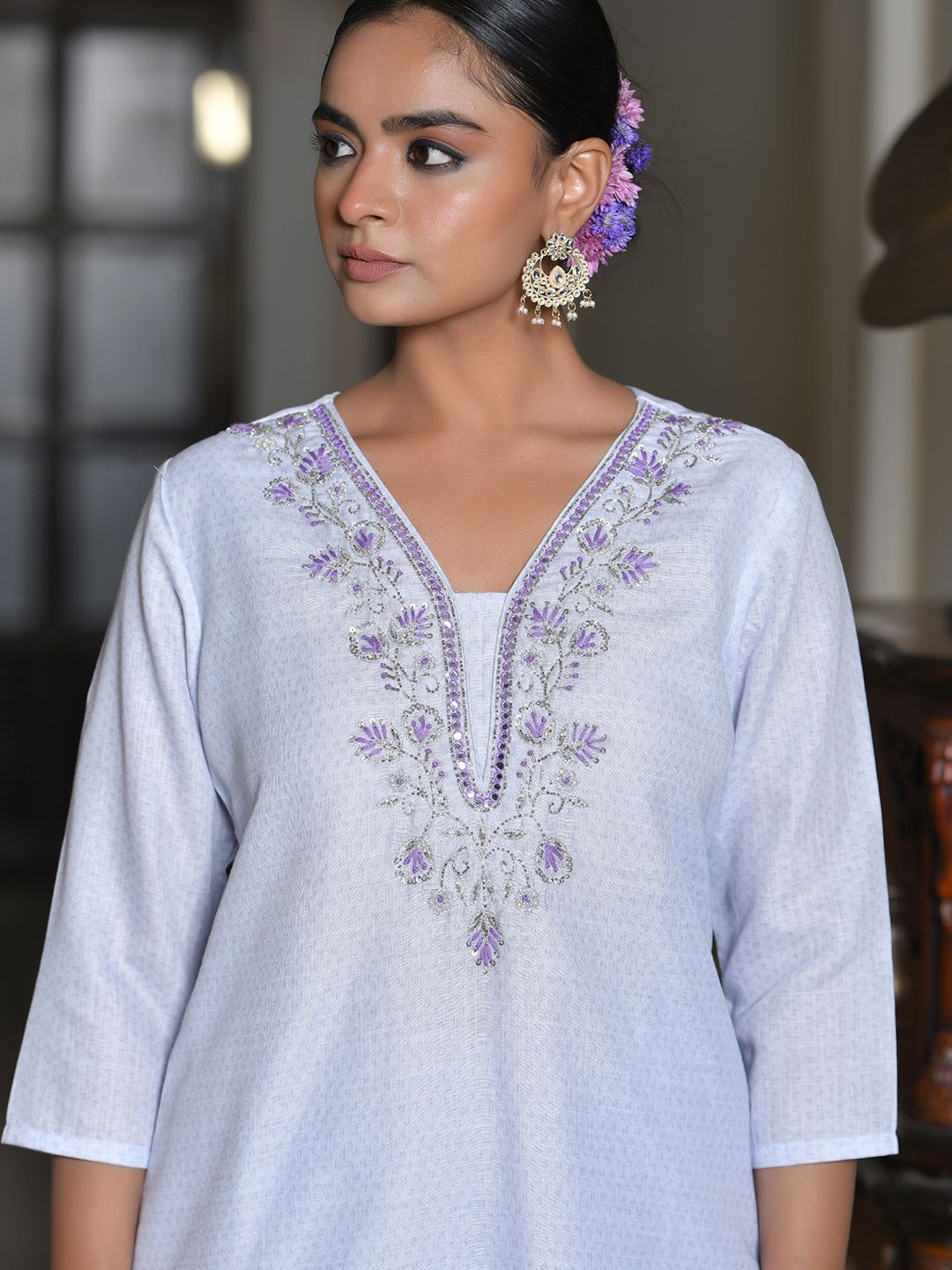 Vaasva Women's Lilac Linen Suit Set With Printed Dupatta | Grocsy
