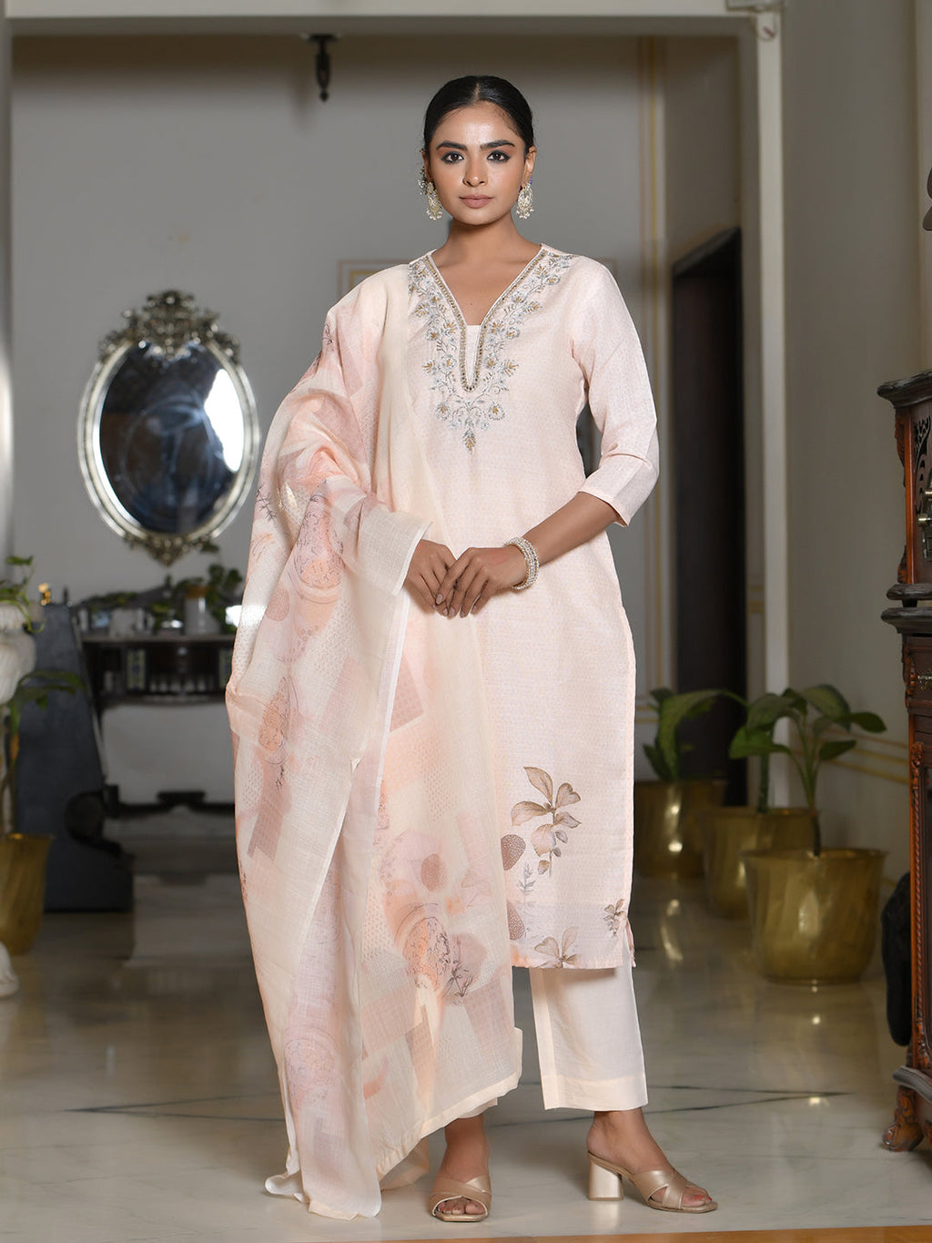 Vaasva Women's Peach Linen Suit Set With Printed Dupatta | Grocsy