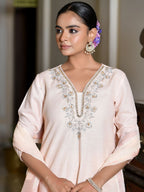 Vaasva Women's Peach Linen Suit Set With Printed Dupatta | Grocsy