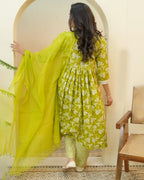 Vaasva Women Green Cotton Kurta With Cotton Pant & Dupatta | Grocsy