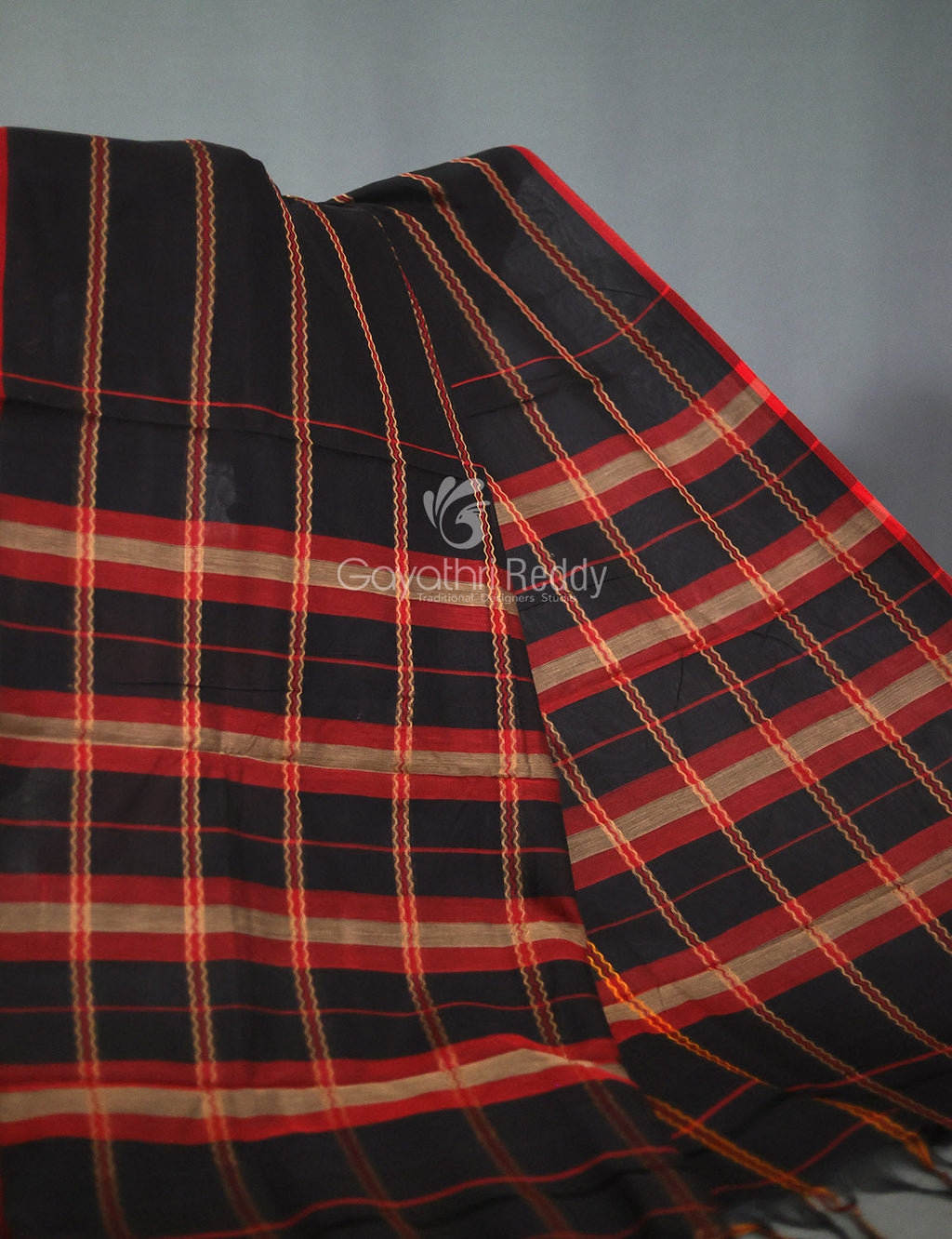 Combo of Black and Red Pure Narayanpet Cotton Saree By Gayathri Reddy Designer Studio | Grocsy
