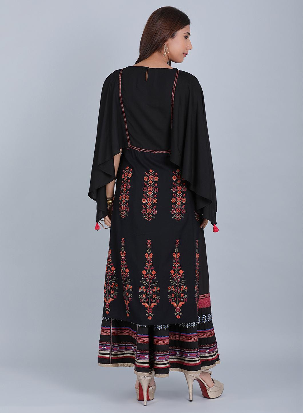 W for Woman Black Mandarin Neck Embellished kurta | Grocsy