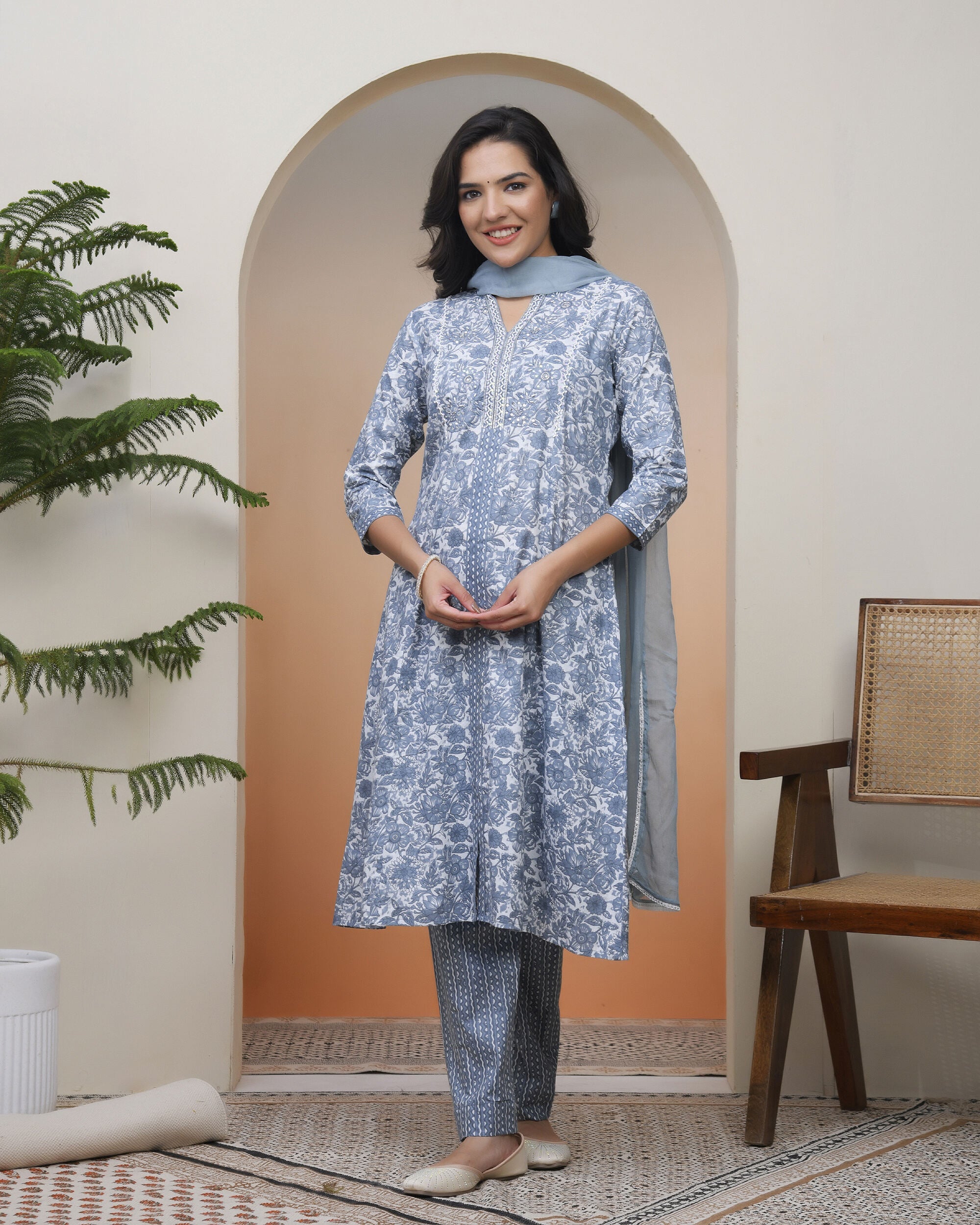 Vaasva Women Grey Panel Kurta With Cotton Pant & Dupatta | Grocsy