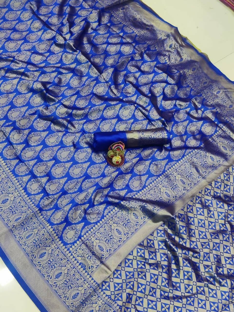 DEIANA'S Beautiful Designer Golden zari Soft Lichi Silk Saree - Blue | Grocsy