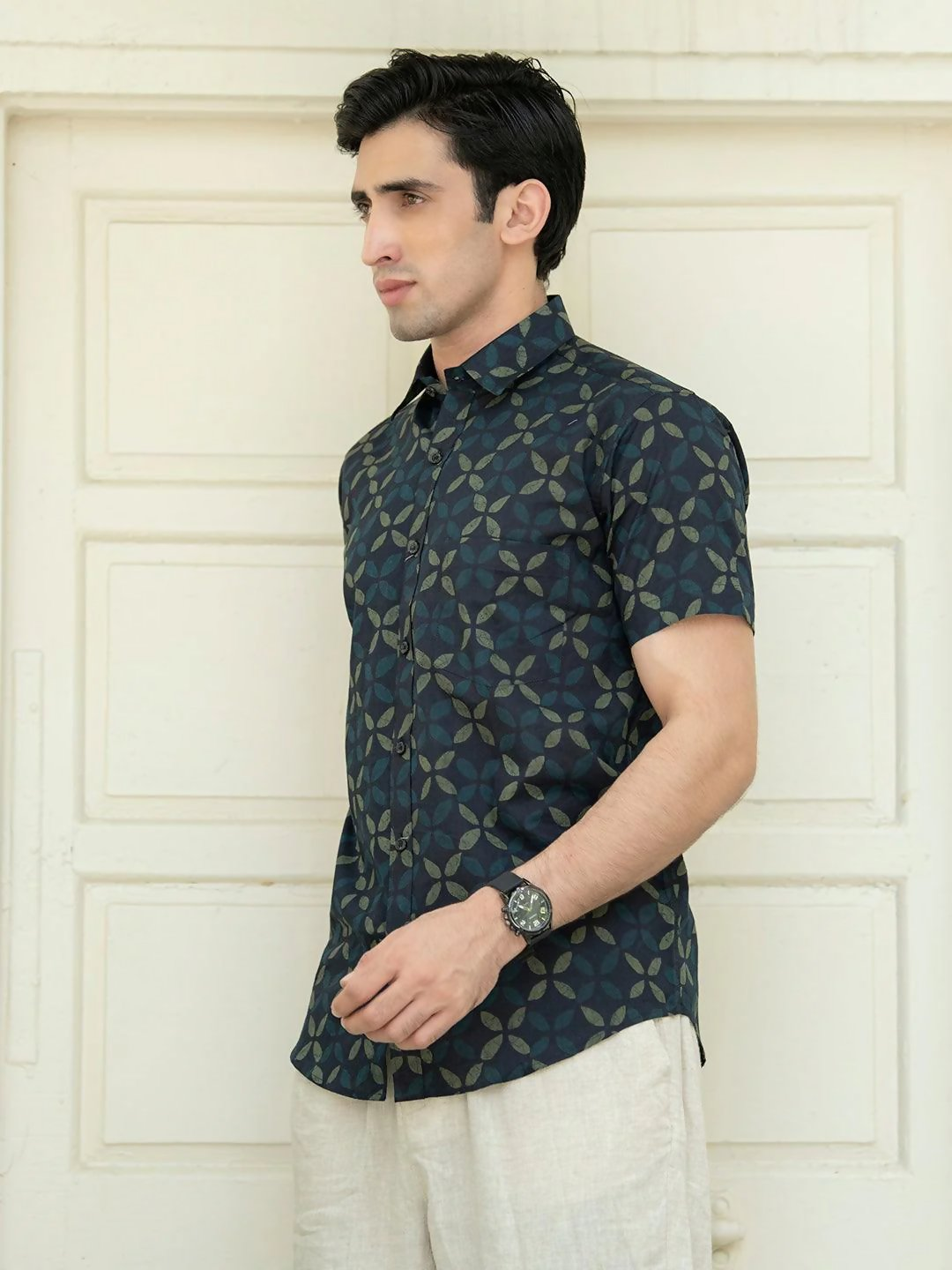 Miravan Men's Pure Cotton Blue Abstract Printed Half Sleeve Slim Fit Shirt | Grocsy
