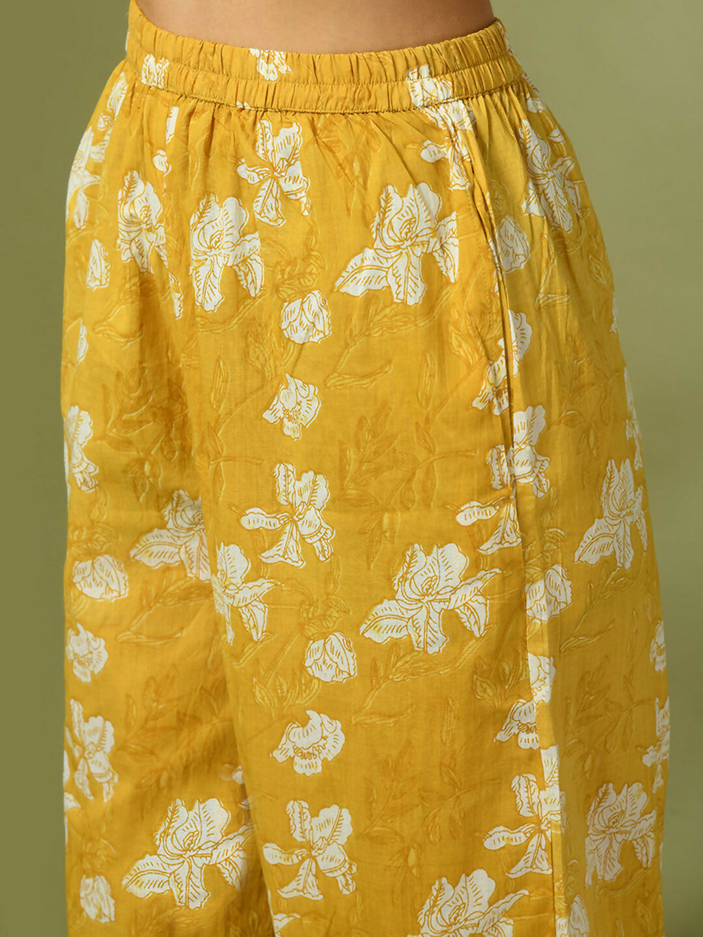 Myshka Women's Yellow Printed Cotton Round Neck Party Tunic With Trousers Co-ord set | Grocsy