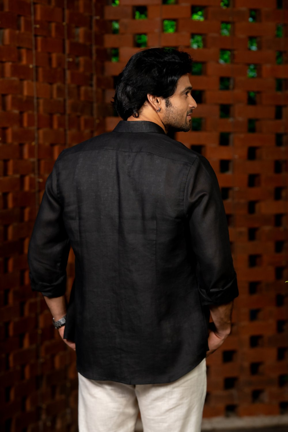 Linen Black Noir Breeze Shirt By Hilo Design | Grocsy