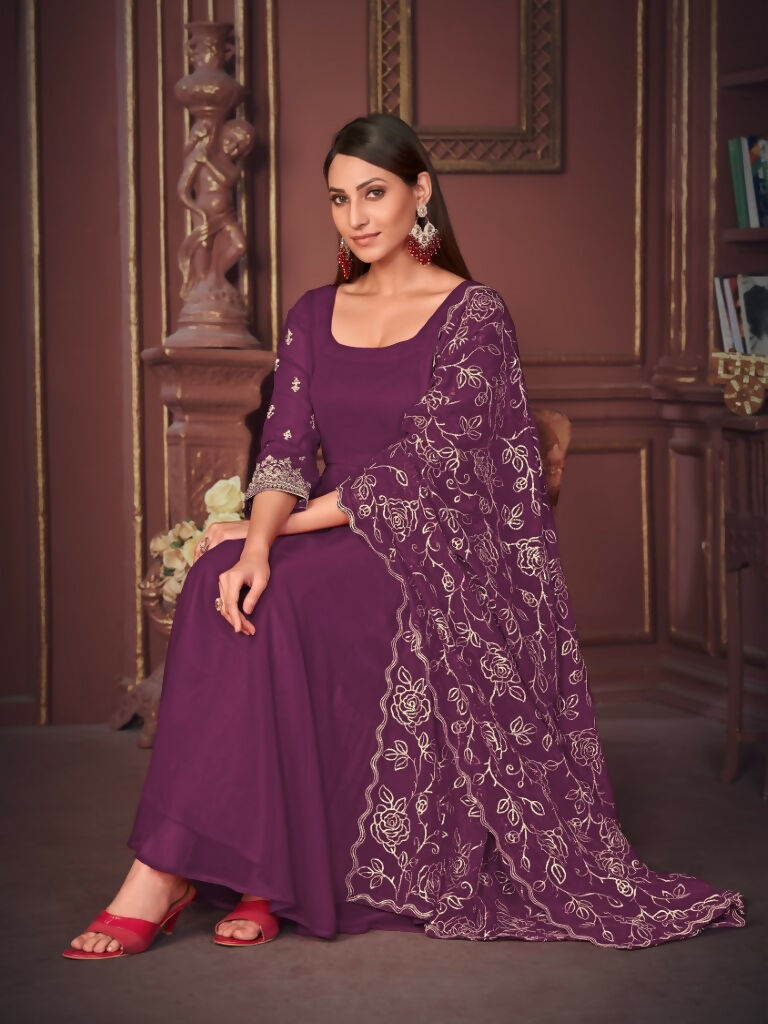 Jyoti Fashion Women's Purple Georgette Embroidered Anarkali Kurta Pant Set With Dupatta | Grocsy