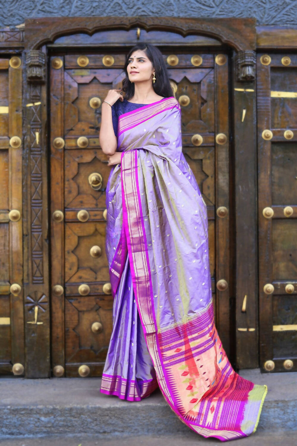 Very Much Indian Pure Silk Handloom Paithani -Dual Tone Lavender With Purplish Pink | Grocsy