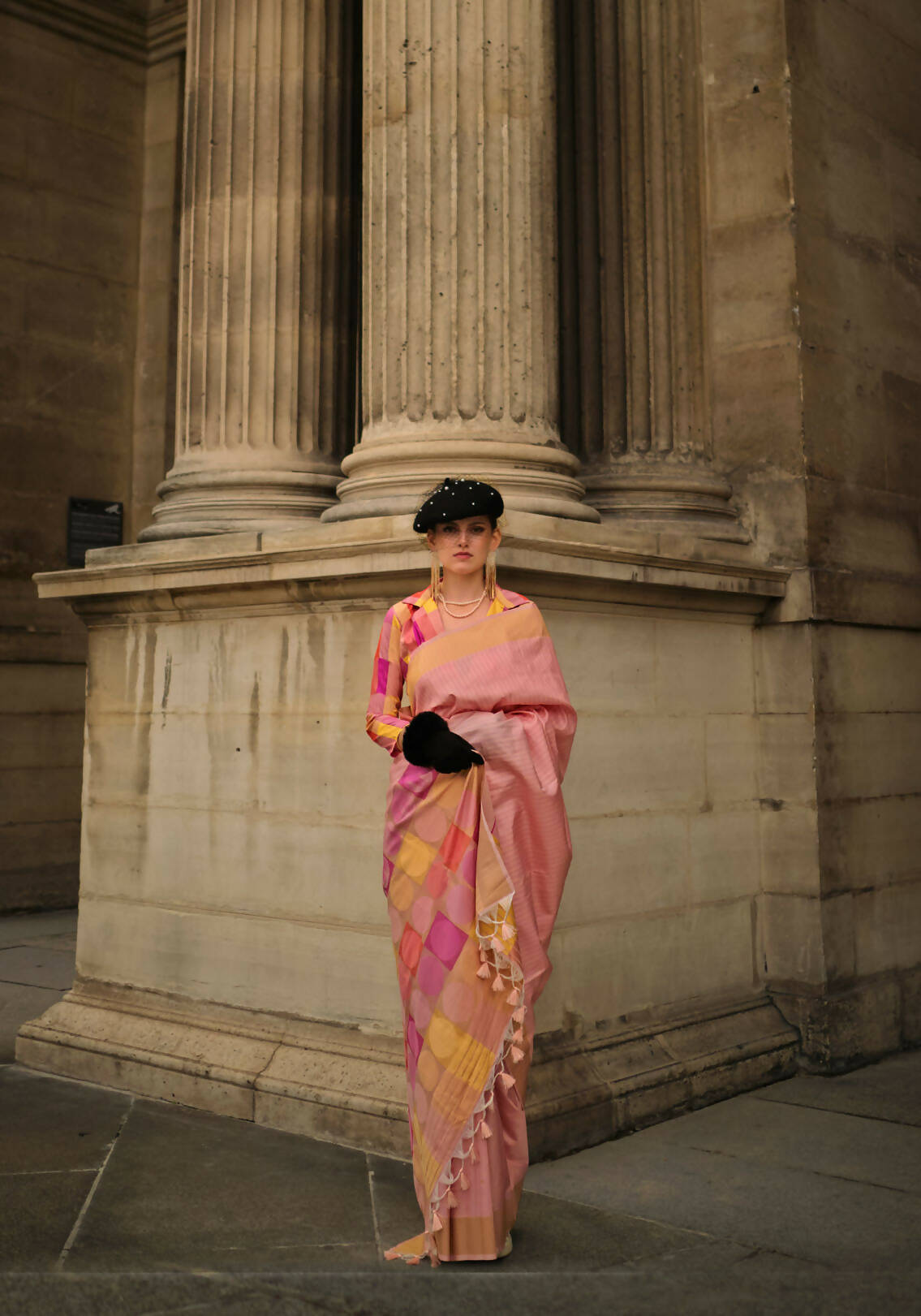 Dahlia Pinksoft Handloom Sik Zari & Thread Work, Contrast Pallu Saree - Rajtex Kube Silk | Grocsy
