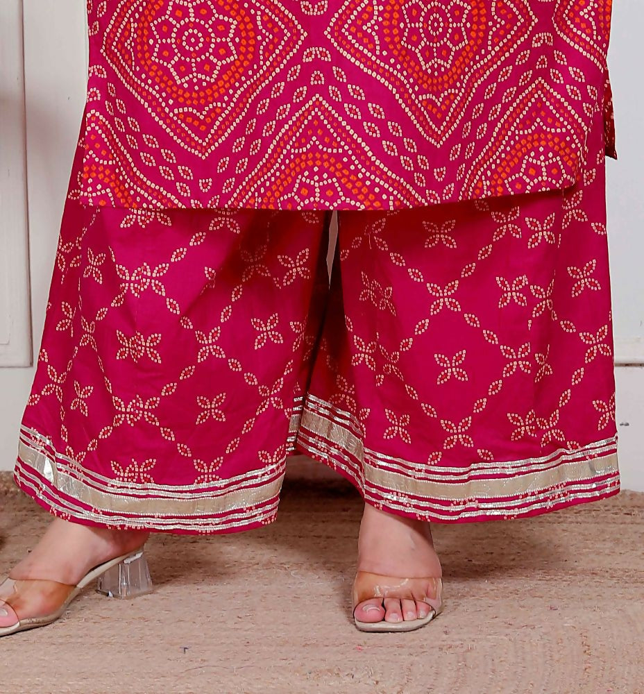 Miravan Plus Size Women'S Pink Bandhani Printed Straight Kurta With Palazzo & Dupatta | Grocsy