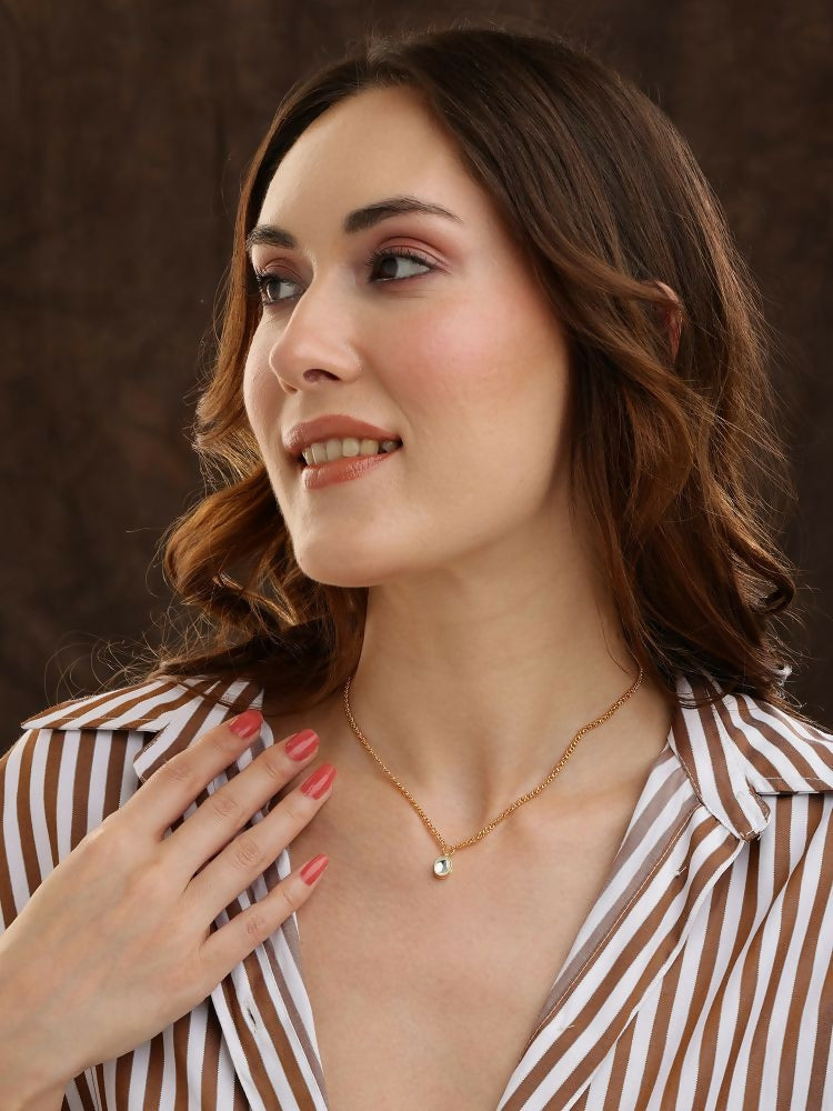 Minimalist Kundan Gold Necklace - Ruby Raang | Grocsy