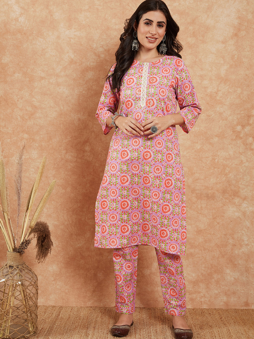 InWeave Women's Mauve Floral Jaal Gota Work Straight Kurta Pant Set | Grocsy