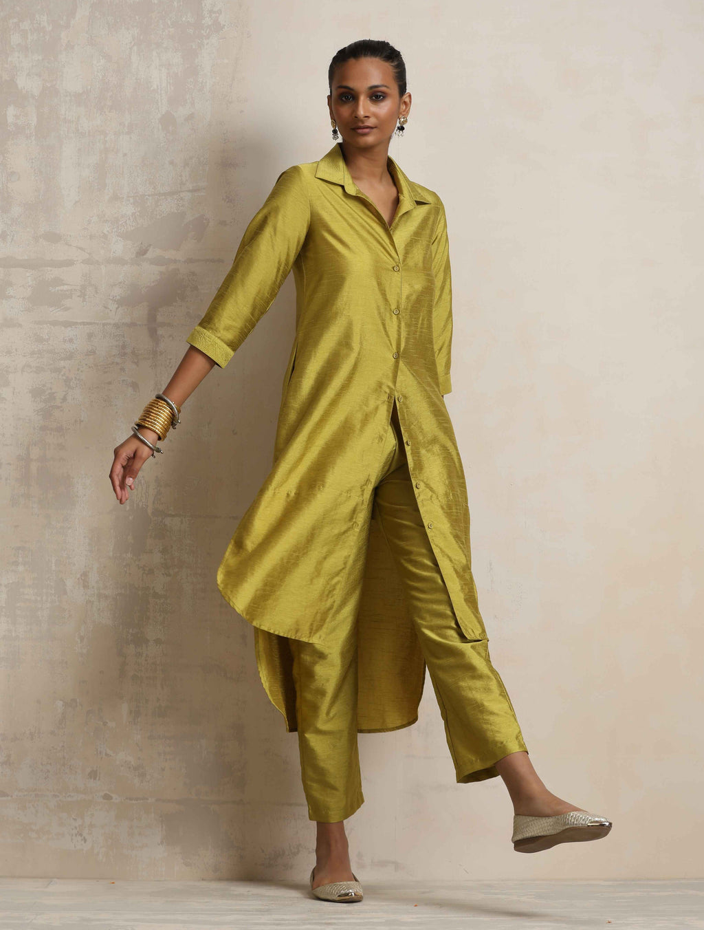 trueBrowns Green Shirt Kurta Set | Grocsy
