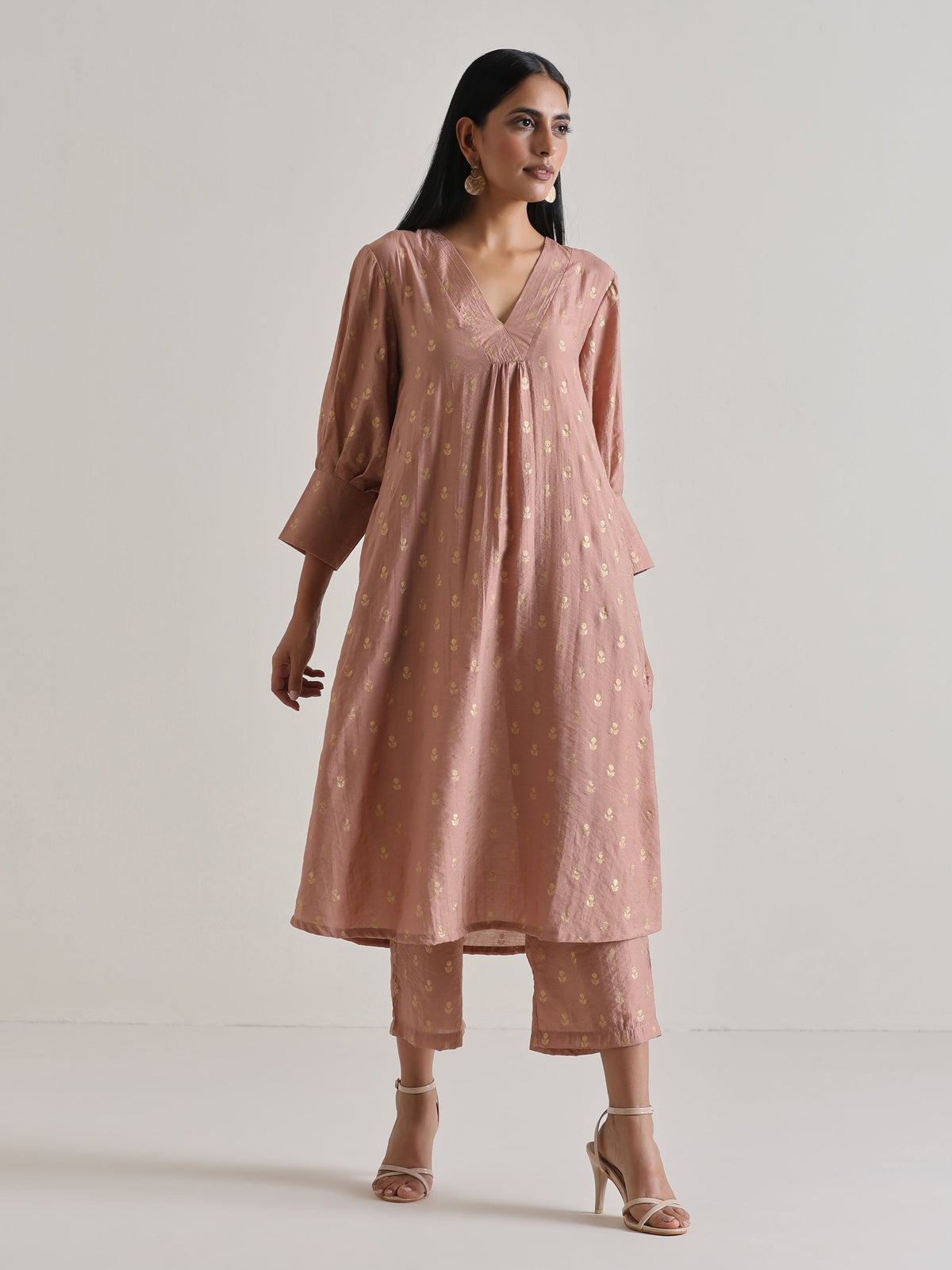 trueBrowns Beige Foil Puff Sleeve Kurta Set | Grocsy